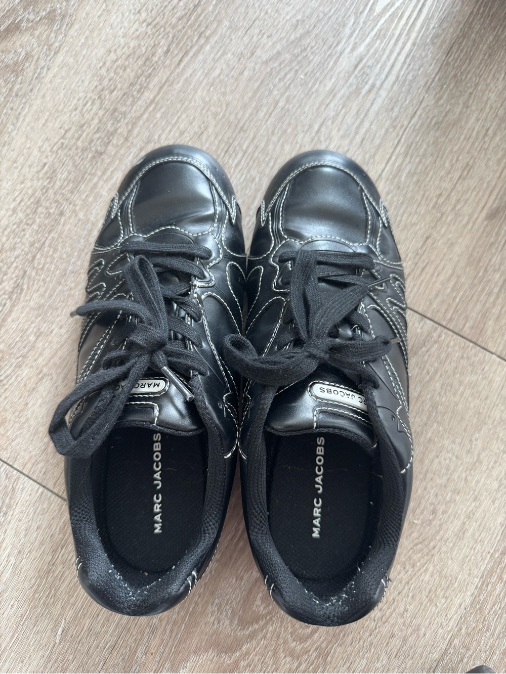 Marc Jacobs Black Leather Men’s Lace-Up Sneakers with Contrast Stitching